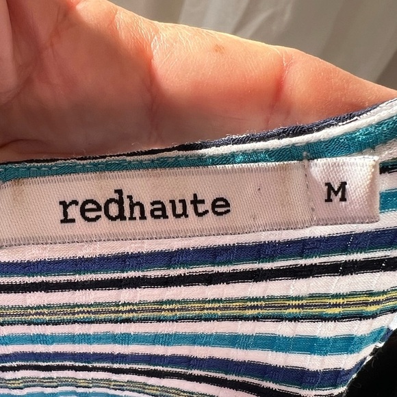 Redhaute Women's Sz M Striped Side Sweep V Neck Blouse Shades Of Blue - Picture 6 of 6